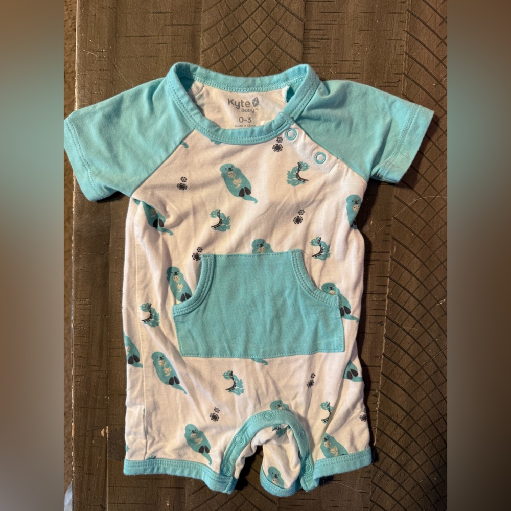 Kyte Baby Romper with Otter Print